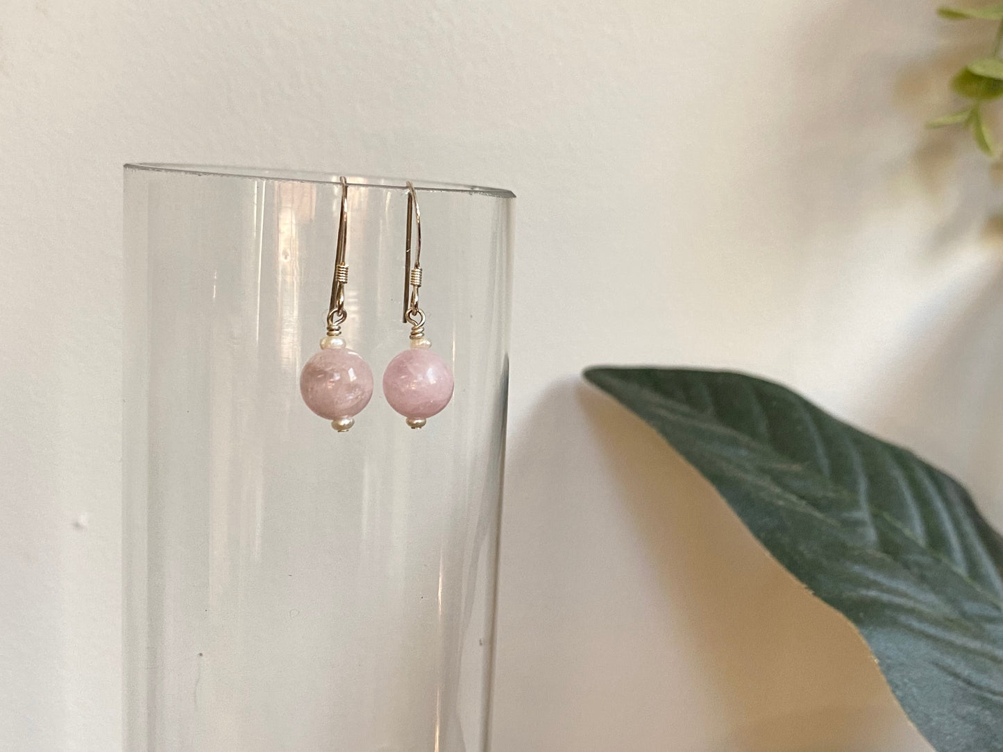 Kunzite & Freshwater Pearl Earrings